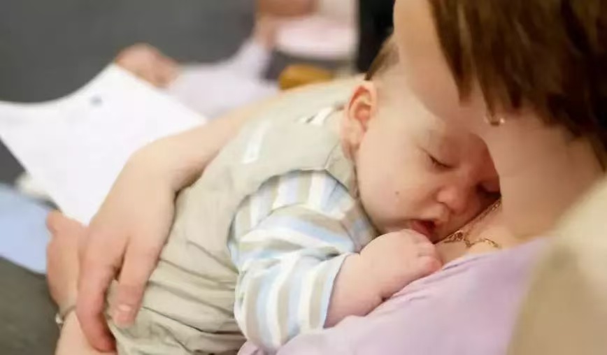 教你怎么放下宝宝睡觉